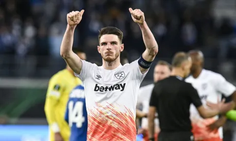 Thay Declan Rice, West Ham để mắt đến cựu tiền vệ Arsenal