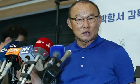 Thầy Park: 'Cầu thủ Việt Nam ngại sang Hàn Quốc thi đấu'