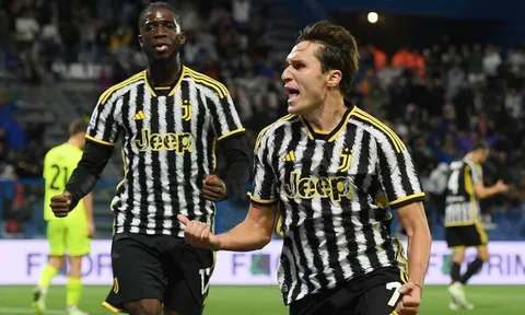 Thay Sancho, M.U nhắm mua sao Juventus
