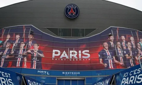 Thị trưởng Paris: Định giá của PSG cho sân Parc des Princes là lố bịch