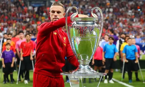 Thierry Henry thừa nhận hâm mộ 1 ngôi sao Liverpool, không phải Salah