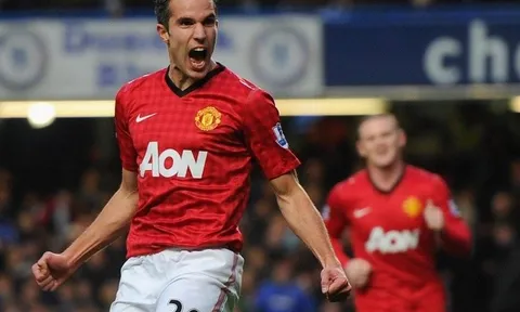 Thiếu chứng cứ, Van Persie thoát án tù