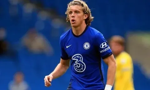Thomas Tuchel cần tránh lặp lại sai lầm với những tài năng của học viện Chelsea