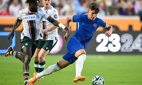 "Thủ lĩnh Italia" có thể khiến Chelsea quên ngay Moises Caicedo
