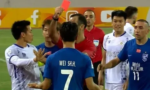Thua Hà Nội FC, HLV Wuhan Three Towns đổ lỗi cho cỏ sân Mỹ Đình