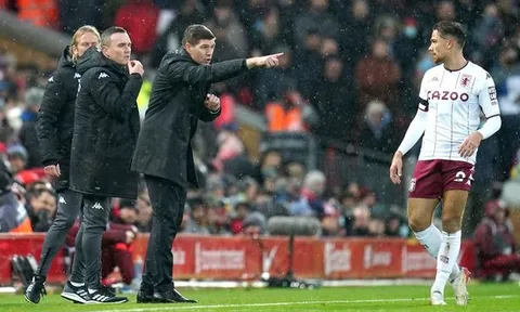 Thua Liverpool, Steven Gerrard không phục