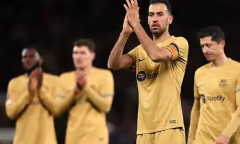Thua Man Utd, Barca của Xavi lộ rõ điểm yếu chí mạng