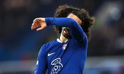Thực hư câu chuyện 'bom xịt' rời Chelsea