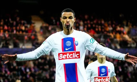 Tiền đạo 20 tuổi giúp PSG thắng đội hạng Ba