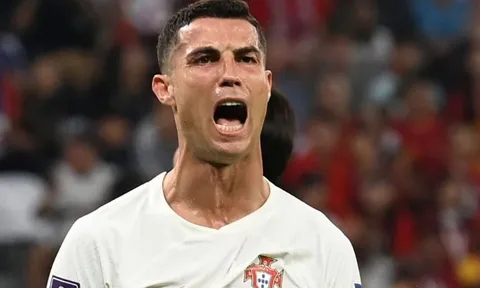 Tiền đạo Hàn Quốc tiết lộ câu nói khiến Ronaldo nổi giận