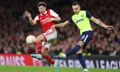 Man City 'trả đũa' vụ Zinchenko với động thái gây sốc cho Arsenal