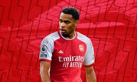 Van Basten khẳng định Timber sai lầm khi đến Arsenal