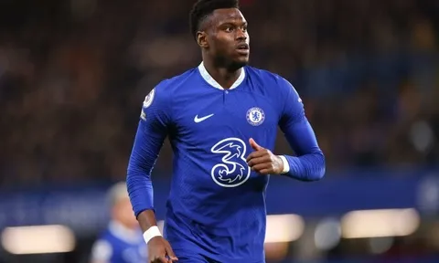 Tình hình chấn thương của trung vệ Chelsea