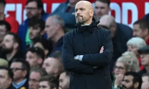 Nghi ngờ Ten Hag, dàn sao M.U nhận hình phạt cay đắng
