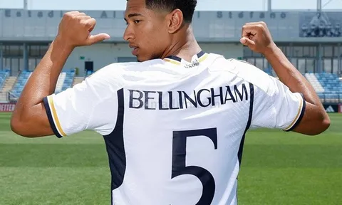 Toàn cảnh Bellingham ra mắt Real Madrid