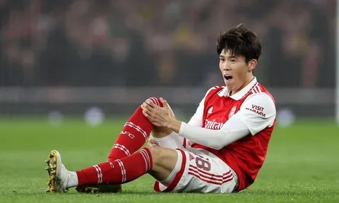Rõ khả năng Arsenal bán Tomiyasu