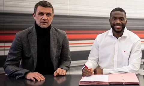 Món hời 28 triệu của Maldini thăng hoa, Chelsea mắc sai lầm lớn