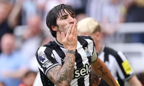 "AC Milan đã bán cầu thủ xuất sắc nhất của mình cho Newcastle"