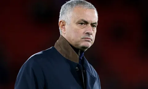Top 10 vụ sa thải HLV tốn kém nhất: Mourinho đứng sau một người