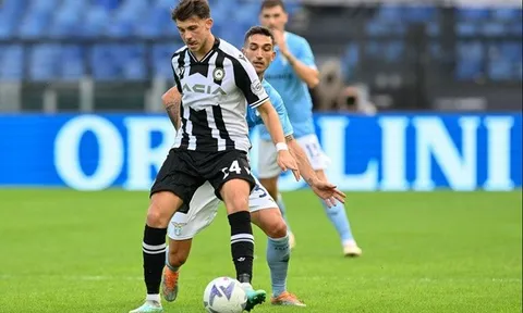 Top 6 Serie A đều đang dõi theo một tiền vệ tài năng