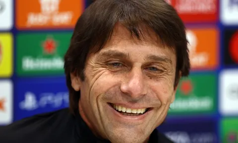 Tottenham gặp khó khi tìm người thay Conte