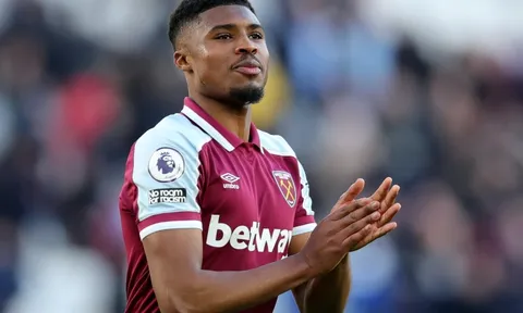 Tottenham nâng cấp hàng thủ bằng người thừa West Ham