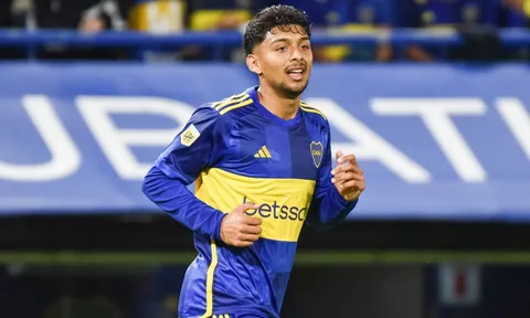 Tottenham săn đuổi ngọc quý Argentina
