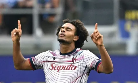 Tottenham tranh mua "hiện tượng" Serie A với Arsenal