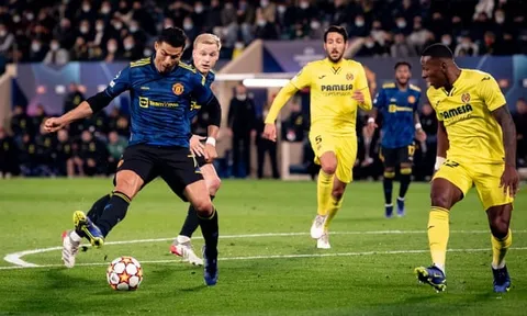 Trận Villarreal 0-2 Man Utd gặp sự cố khiến tất cả ngơ ngác
