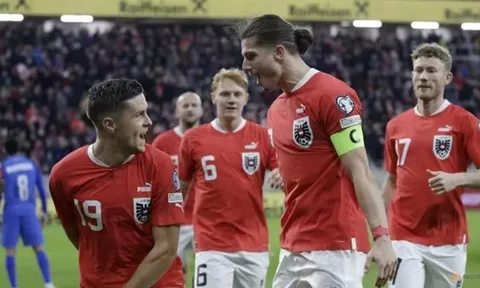 Trở lại đội tuyển, ngôi sao Man Utd 'hóa rồng'