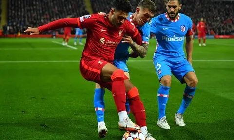 Trở lại sau chấn thương, Chamberlain đem đến cú hích lớn cho Liverpool