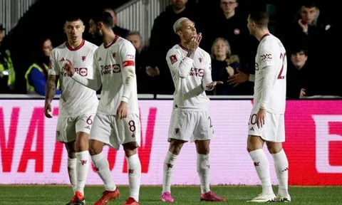 TRỰC TIẾP Newport County 2-4 Man Utd (KT): Man Utd nhọc nhằn giành vé đi tiếp