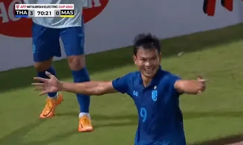 TRỰC TIẾP Thái Lan 3-0 Malaysia (KT): Kraisorn ghi bàn