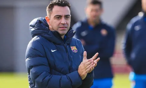 Từ Thiago đến Pulisic: 5 ngôi sao Premier League lọt vào tầm ngắm của Xavi