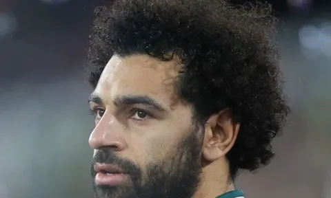 Từ vụ Salah, sao WWE chia sẻ điều bất công của QBV