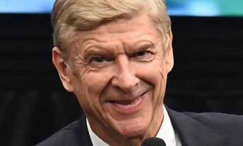 Wenger nghĩ ra 1 ý tưởng, Tuchel ca ngợi chói sáng