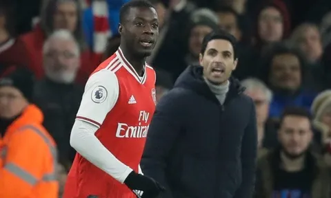 Tương lai nào cho bản hợp đồng kỷ lục của Arsenal?