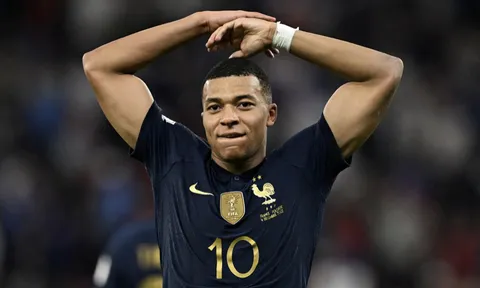 Tuyển Anh có thể học cách vô hiệu hóa Mbappe từ game