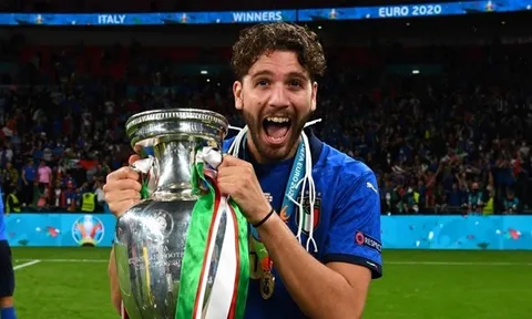 Tuyển Italia gạch tên "công thần": Bài học cần thiết cho những người trẻ