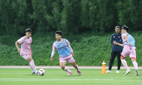 Tuyển Việt Nam gặp 1 bất lợi tại Asian Cup