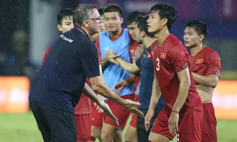 Tuyển Việt Nam: HLV Philippe Troussier thiếu gì?