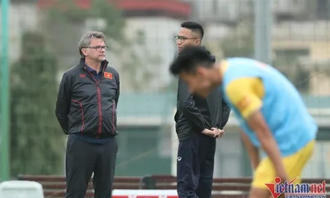 Tuyển Việt Nam: Khi HLV Troussier cần thích nghi và... tự xoay