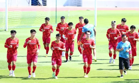 Tuyển Việt Nam trở lại Hà Nội chuẩn bị đấu AFF Cup 2022