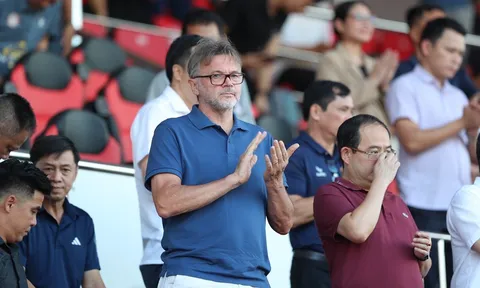 Tuyển Việt Nam: V-League chuyển mình, thêm hi vọng cho World Cup