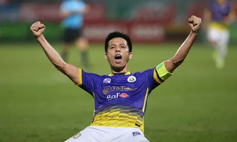 Tuyển Việt Nam: Văn Quyết gọi, ông Troussier có trả lời?