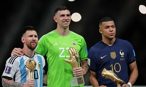 Trung vệ Pháp nổi giận khi Mbappe bị Martinez chế nhạo