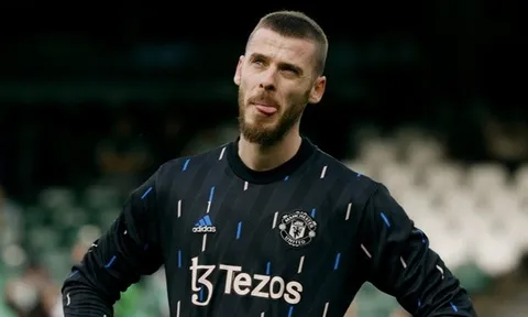 De Gea bị tân HLV tuyển Tây Ban Nha ngó lơ