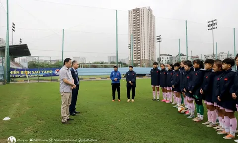 VFF động viên U16 nữ Việt Nam trước ngày lên đường dự giải đấu do UEFA tổ chức