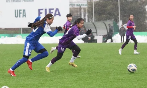 U20 nữ Việt Nam cầm hòa Uzbekistan giữa mưa tuyết