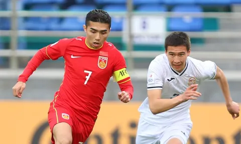 U20 Trung Quốc vào tứ kết nhờ bàn phản lưới
